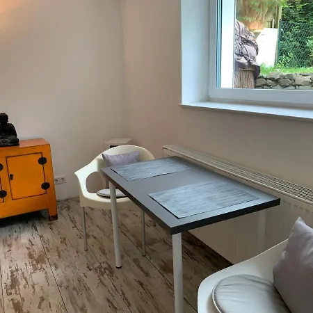 1-zimmer-wohnung In Poll Daire *