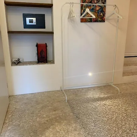 1-zimmer-wohnung In Poll Daire *